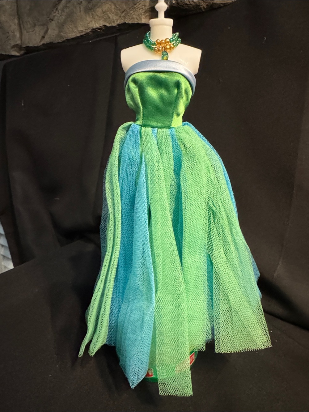 35th Anniversary Midge senior Prom Dress and Accessories